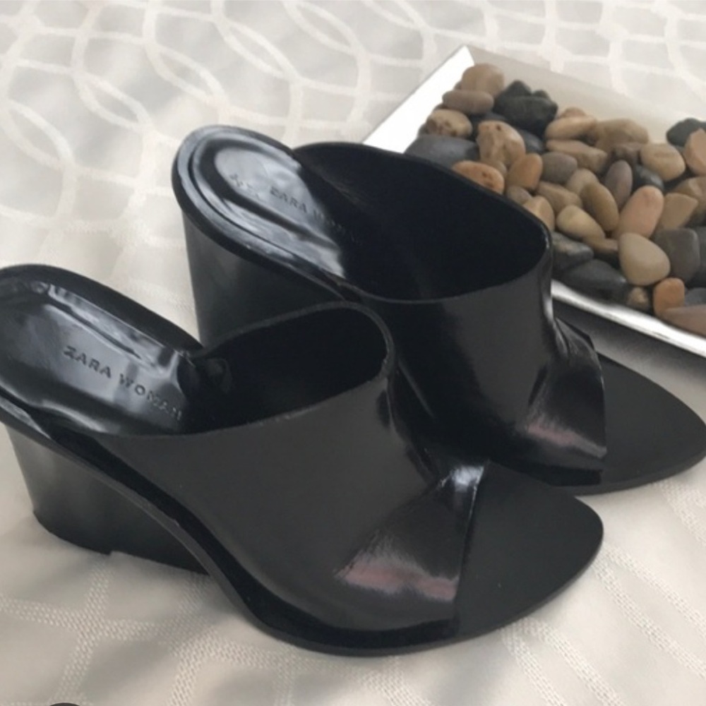 Zara Black Wedge Slip-On Sandals (women size 38)
